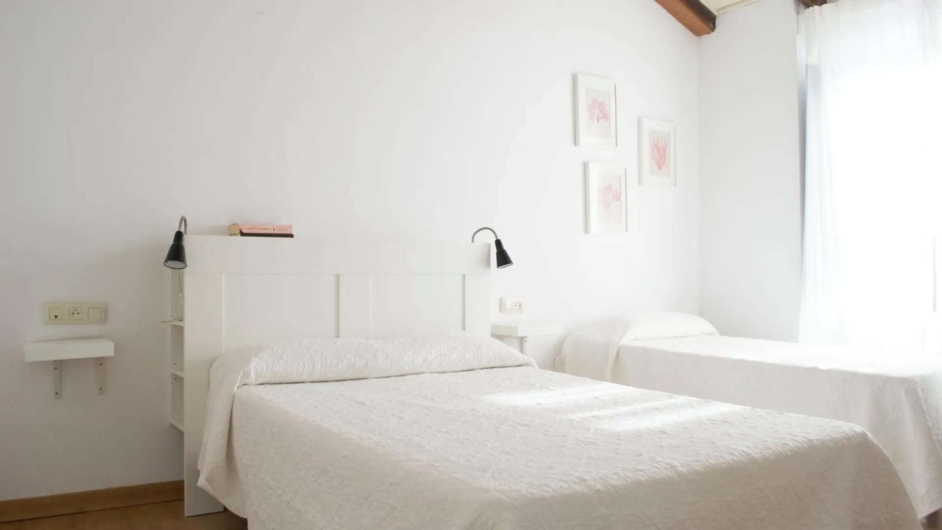 Casas Y Patios De Sevilla 0*, Севилья